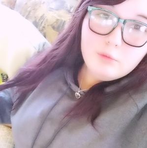 Meet your Posher, Amelia